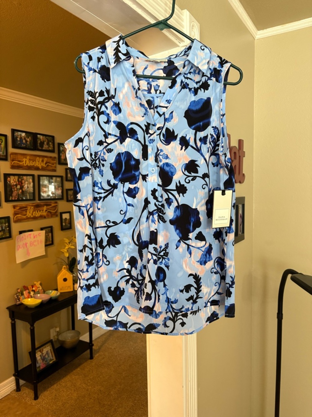 Dana Buchman Sky Blue Floral Sleeveless Button-Front Blouse